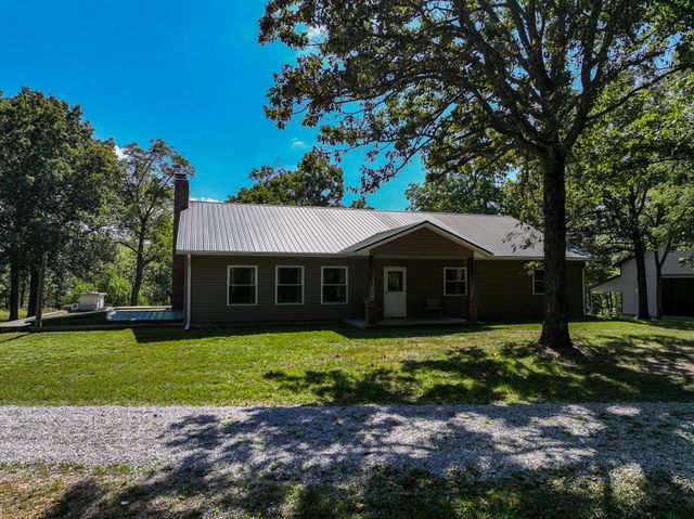 9350 SE 500 Road, Collins, MO 64738