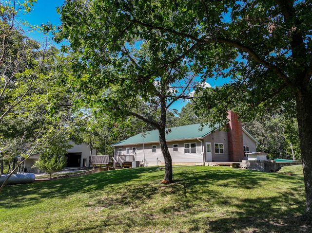 9350 SE 500 Road, Collins, MO 64738