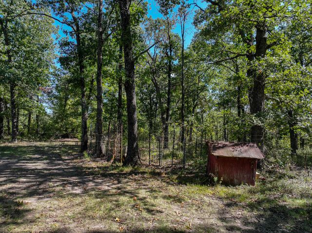 9350 SE 500 Road, Collins, MO 64738