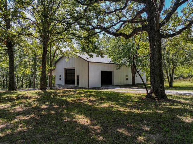 9350 SE 500 Road, Collins, MO 64738