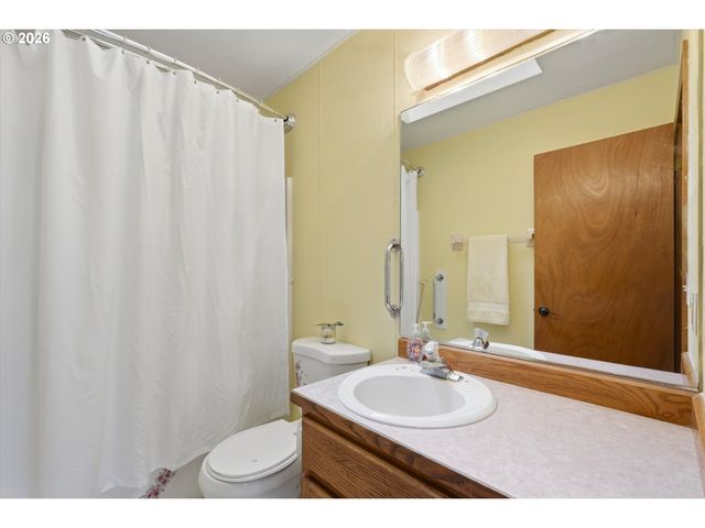 1050 Nw JACKSON St, Hillsboro, OR 97124