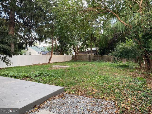 410 BELMONT AVE, Folsom, PA 19033