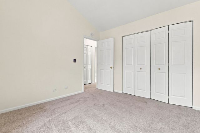 1509 N Saint Marks Place, Palatine, IL 60067