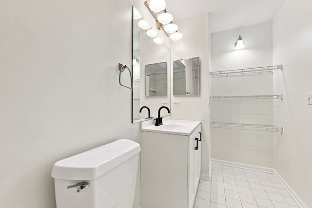 1509 N Saint Marks Place, Palatine, IL 60067