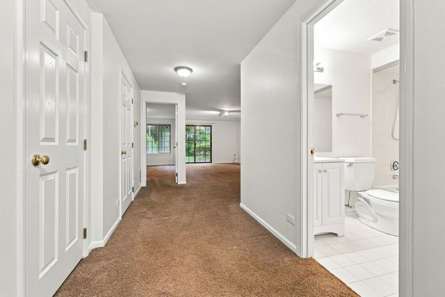 1509 N Saint Marks Place, Palatine, IL 60067