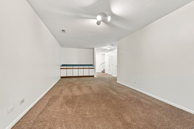1509 N Saint Marks Place, Palatine, IL 60067