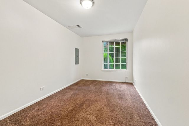 1509 N Saint Marks Place, Palatine, IL 60067