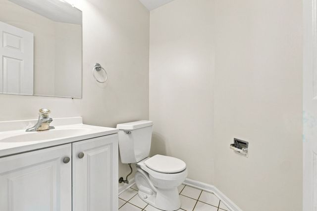 1509 N Saint Marks Place, Palatine, IL 60067