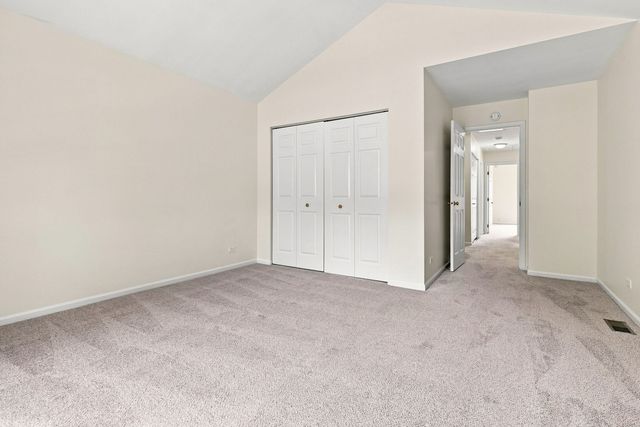 1509 N Saint Marks Place, Palatine, IL 60067