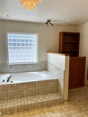 2819 Tenaya Drive, Merced, CA 95340