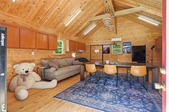 143 Caledonia Road, Landrum, SC 29356