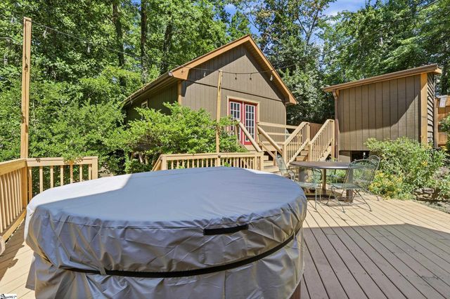 143 Caledonia Road, Landrum, SC 29356