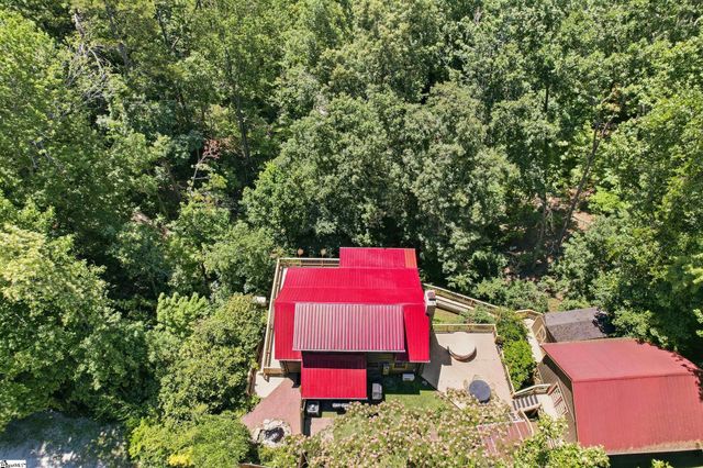 143 Caledonia Road, Landrum, SC 29356