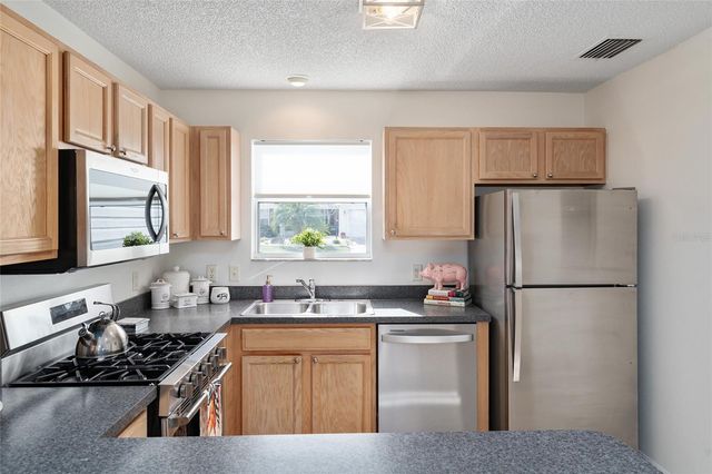 8065 SE 175TH COLUMBIA PLACE, The Villages, FL 32162