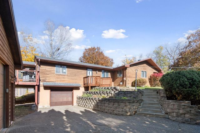 1461 N Arm Drive, Mound, MN 55364