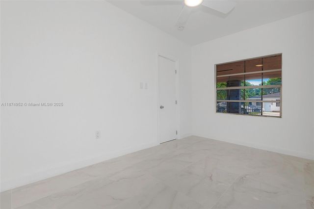 721 NW 6th St, Hallandale Beach, FL 33009