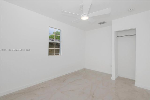 721 NW 6th St, Hallandale Beach, FL 33009