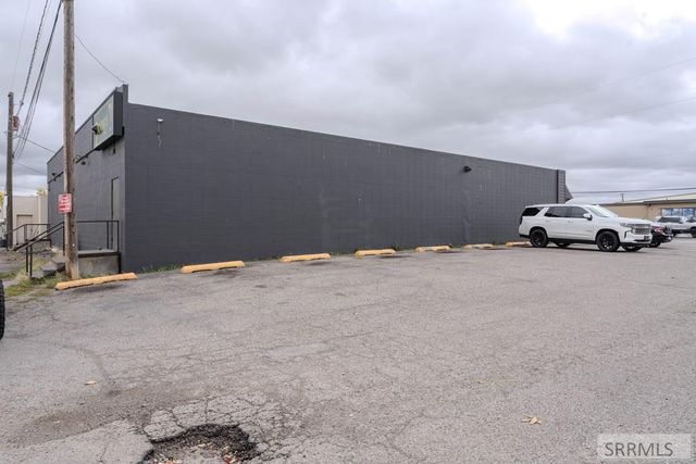 905 E Lincoln Road, Idaho Falls, ID 83401