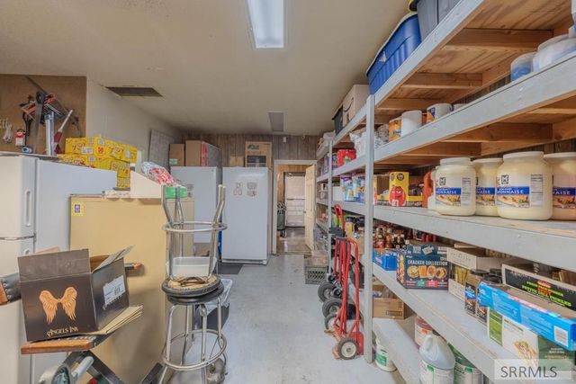 905 E Lincoln Road, Idaho Falls, ID 83401