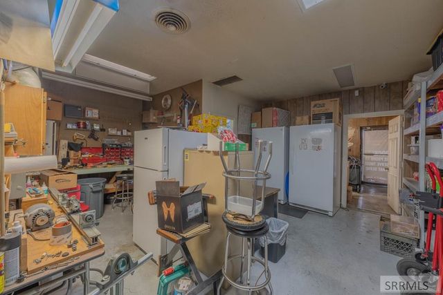 905 E Lincoln Road, Idaho Falls, ID 83401