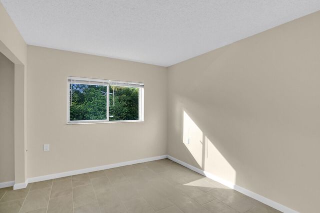 1141 Lake Victoria Drive A, West Palm Beach, FL 33411