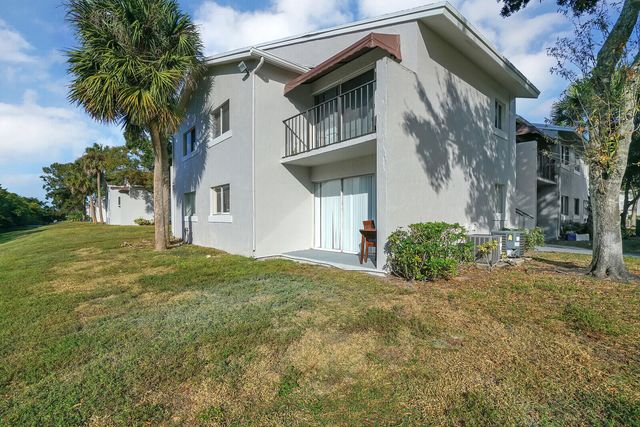 1141 Lake Victoria Drive A, West Palm Beach, FL 33411