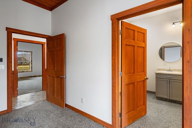 9 Hawks Court, Sheridan, MT 59749