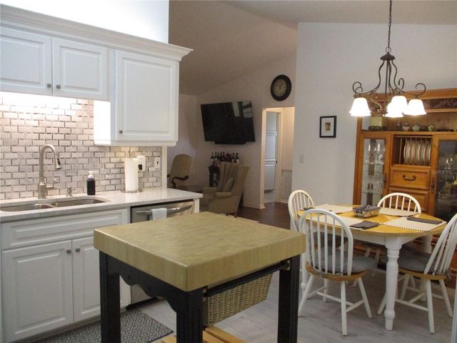 11653 SW 138TH LANE, Dunnellon, FL 34432