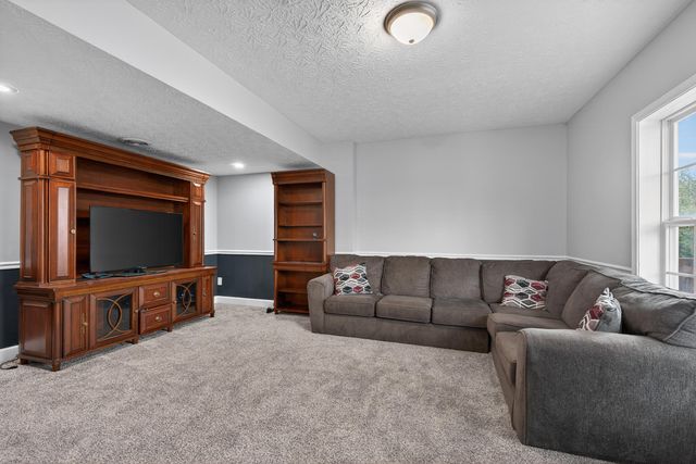 117 Ridge View Drive, Nicholasville, KY 40356