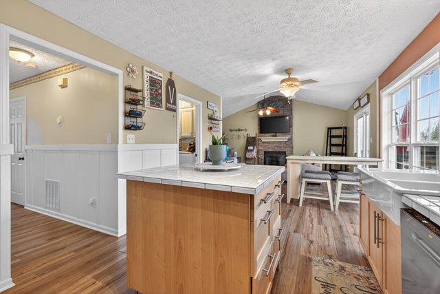 117 Ridge View Drive, Nicholasville, KY 40356