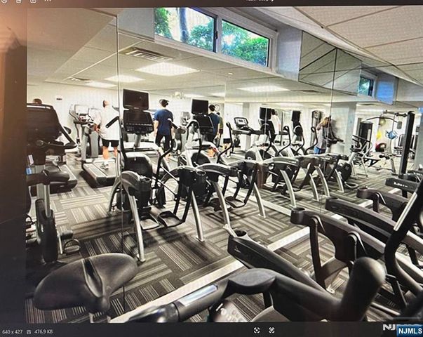 2200 Central Road 15N, Fort Lee, NJ 07024