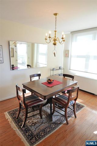 2200 Central Road 15N, Fort Lee, NJ 07024