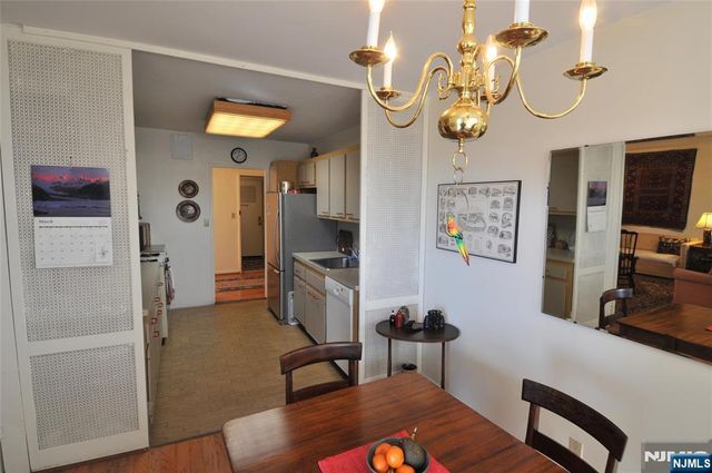 2200 Central Road 15N, Fort Lee, NJ 07024