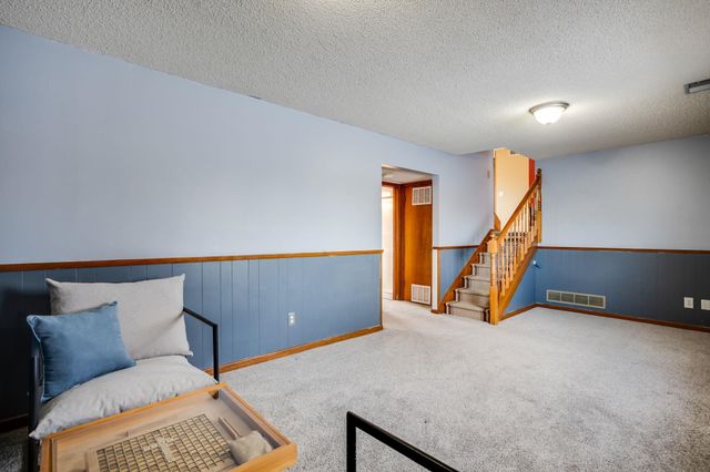 409 N Pamela Ave, Wichita, KS 67212