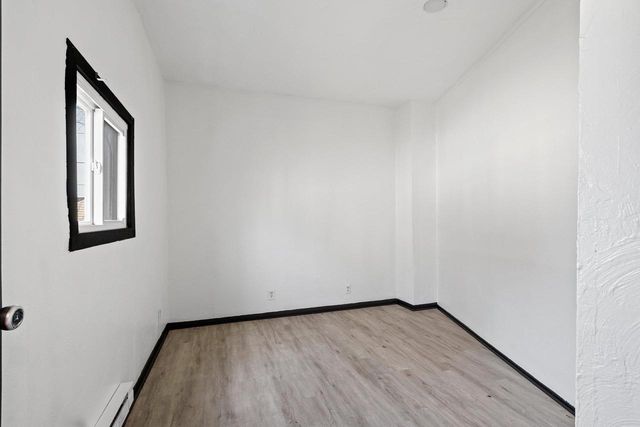 1207 S BROADWAY STREET, Green Bay, WI 54304