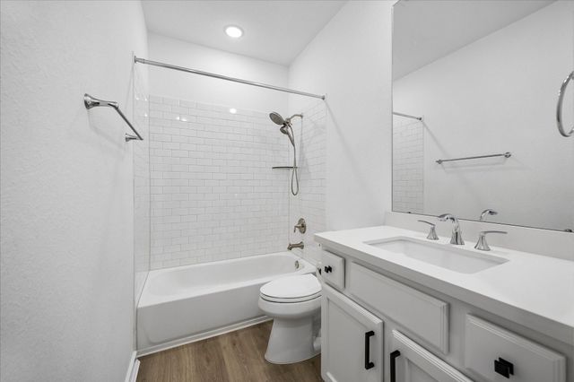 15823 Bird Of Paradise Drive, Conroe, TX 77302