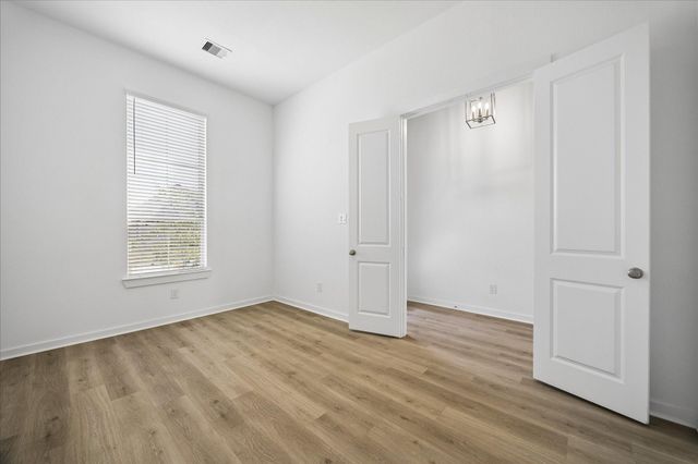 15823 Bird Of Paradise Drive, Conroe, TX 77302