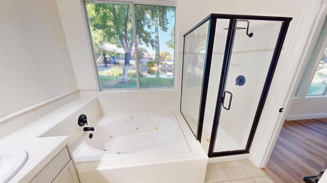 2293 Dawson Cove Lane S, Clovis, CA 93611