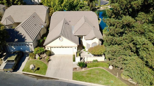 2293 Dawson Cove Lane S, Clovis, CA 93611