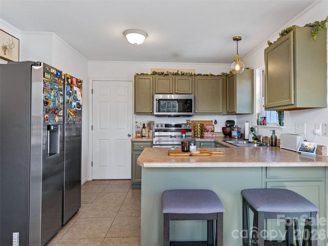 93 Sunny Meadows Boulevard, Arden, NC 28704