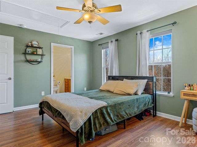 93 Sunny Meadows Boulevard, Arden, NC 28704