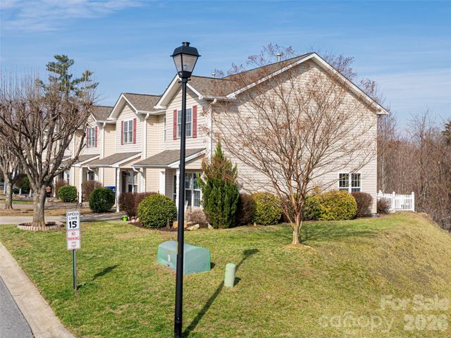 93 Sunny Meadows Boulevard, Arden, NC 28704