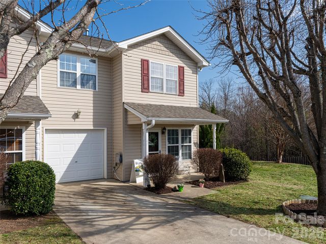 93 Sunny Meadows Boulevard, Arden, NC 28704