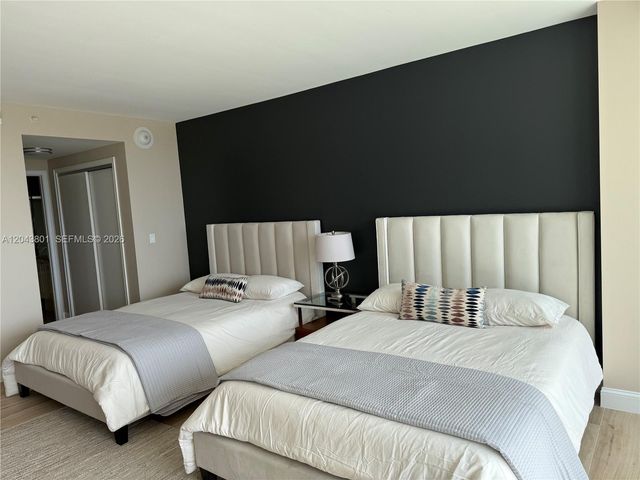 3400 SW 27th Avenue 1206, Miami, FL 33133