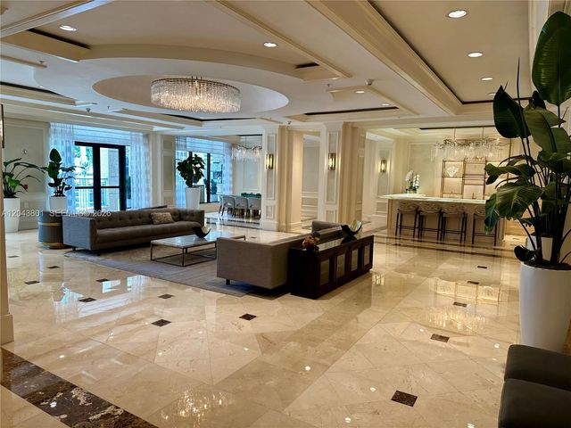 3400 SW 27th Avenue 1206, Miami, FL 33133