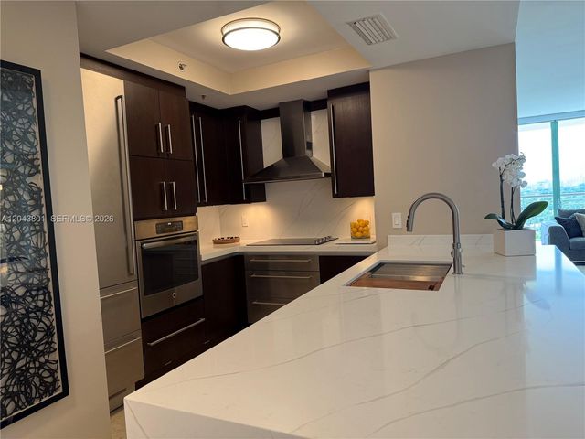 3400 SW 27th Avenue 1206, Miami, FL 33133