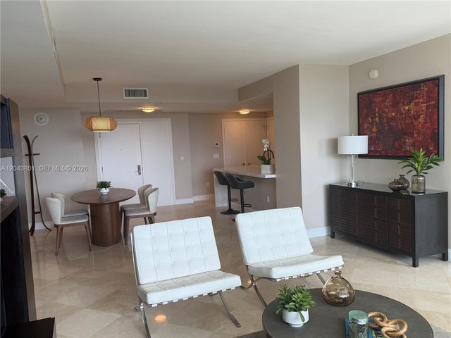 3400 SW 27th Avenue 1206, Miami, FL 33133