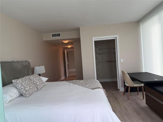3400 SW 27th Avenue 1206, Miami, FL 33133