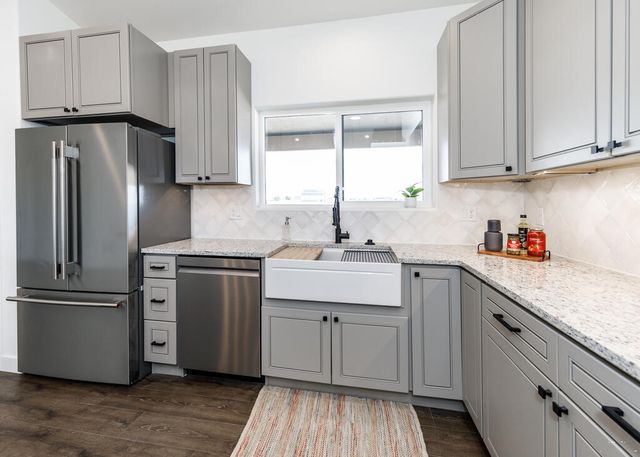 307 N Lyons Dr, Pueblo, CO 81007