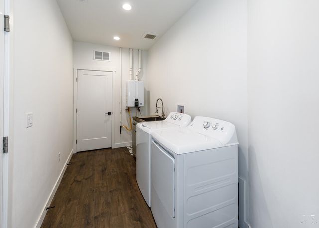 307 N Lyons Dr, Pueblo, CO 81007